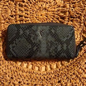 Simply Vera Vera Wang wallet